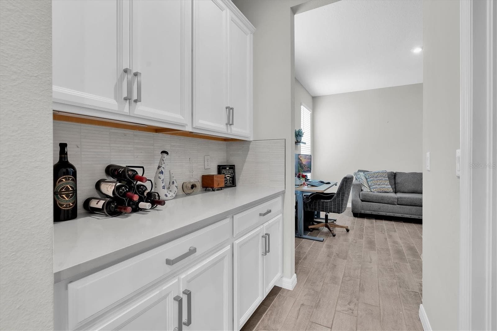 BUTLERS PANTRY ADJACENT TO LARGE WALK IN PANTRY - 13659 STANSIL AVE, ODESSA