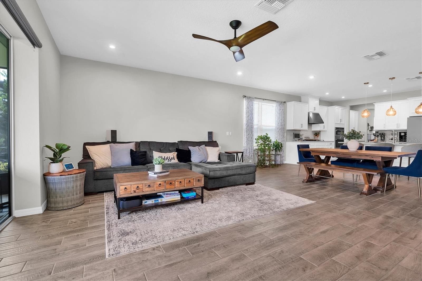 LIVING ROOM - 13659 STANSIL AVE, ODESSA