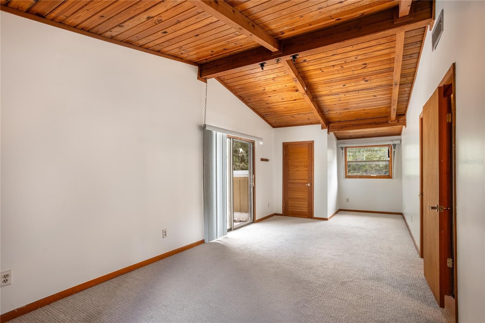 Single Family Residence at 122 COWPEN LN, HAWTHORNE, photo 11 of 68