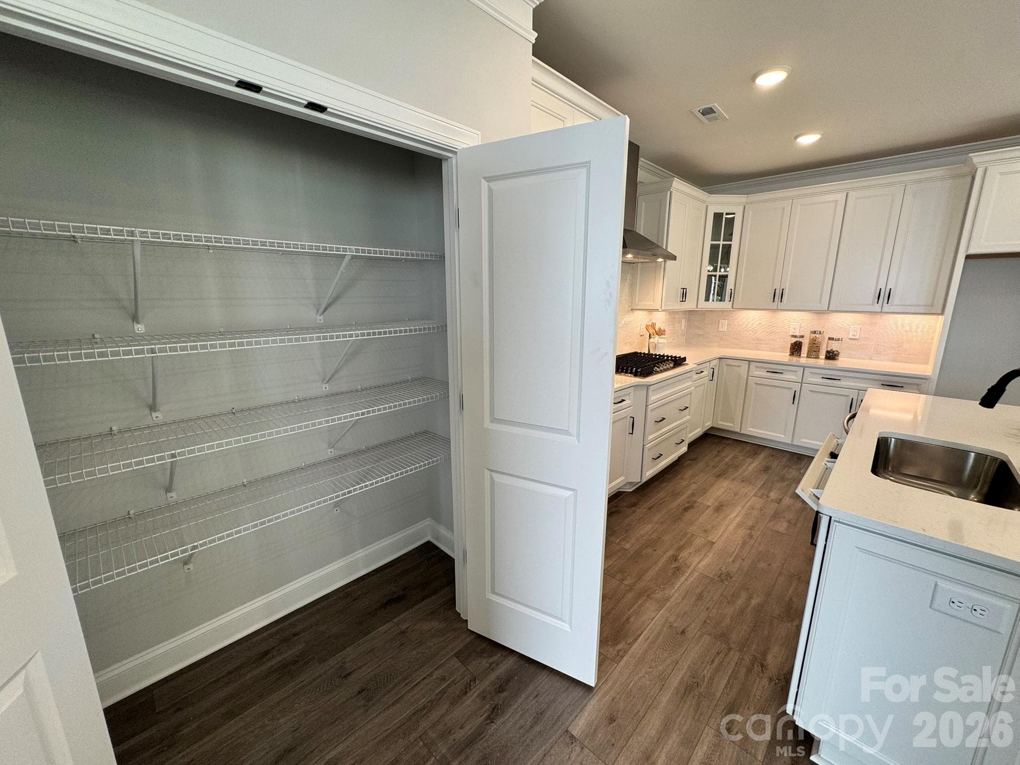 Pantry - Charlotte