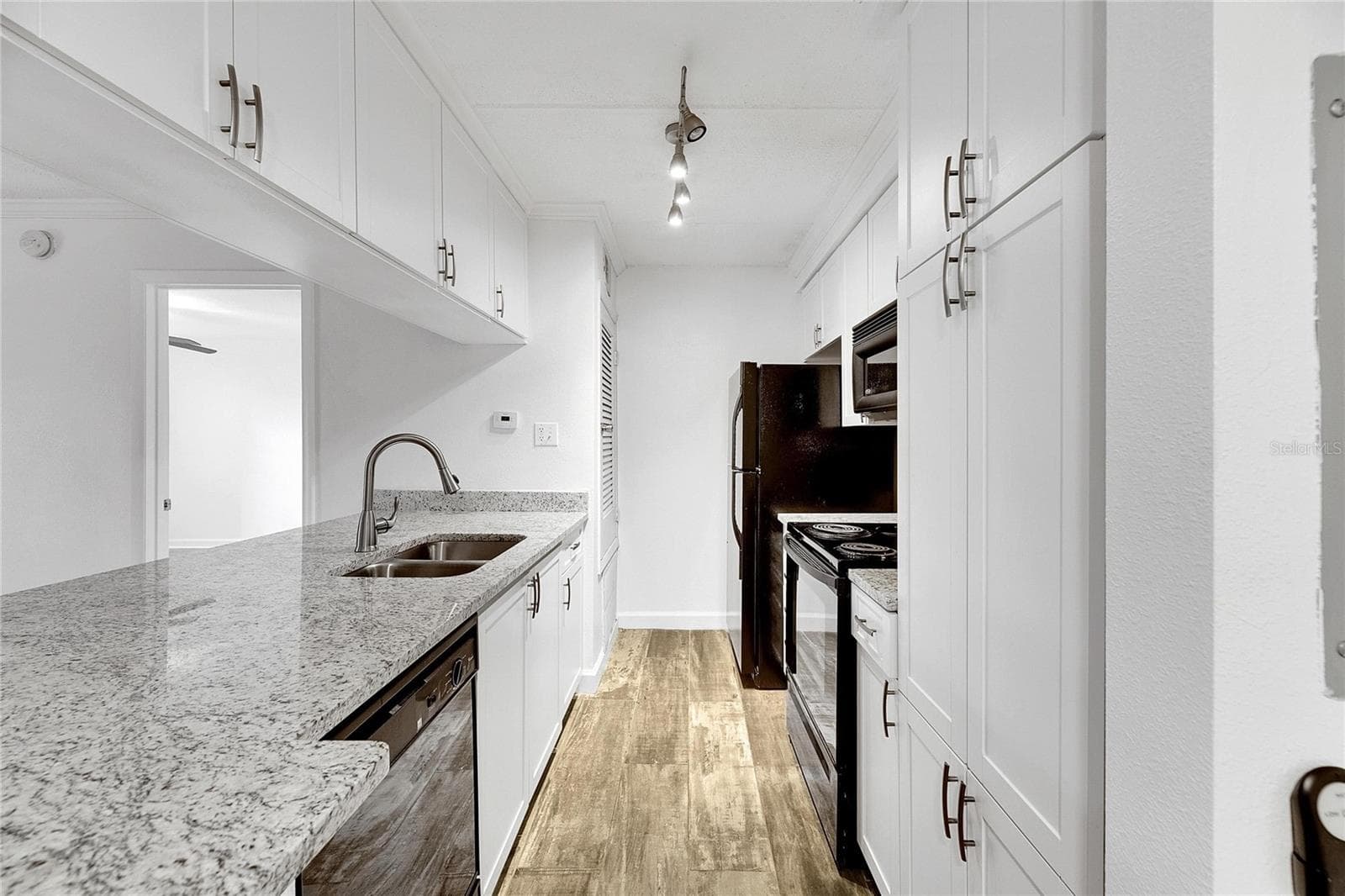 Condominium at 5304 W KENNEDY BLVD #106, TAMPA, photo 13 of 44