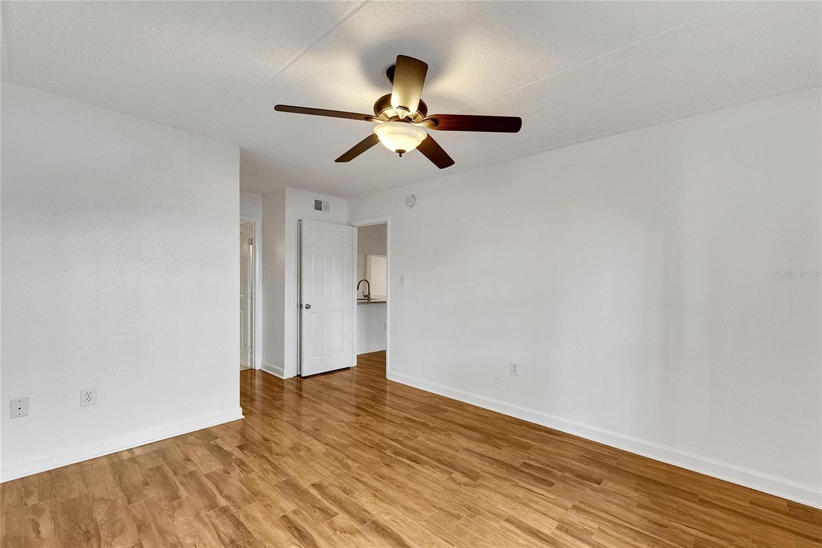 Condominium at 5304 W KENNEDY BLVD #106, TAMPA, photo 18 of 44
