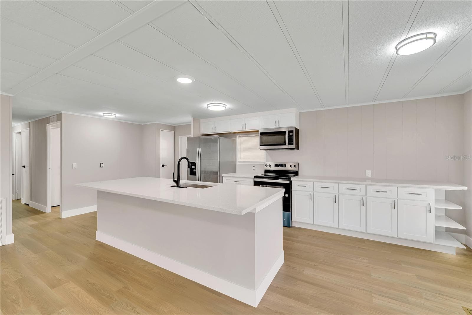 Manufactured Home at 52008 FLORINADA, BOYNTON BEACH, photo 13 of 29