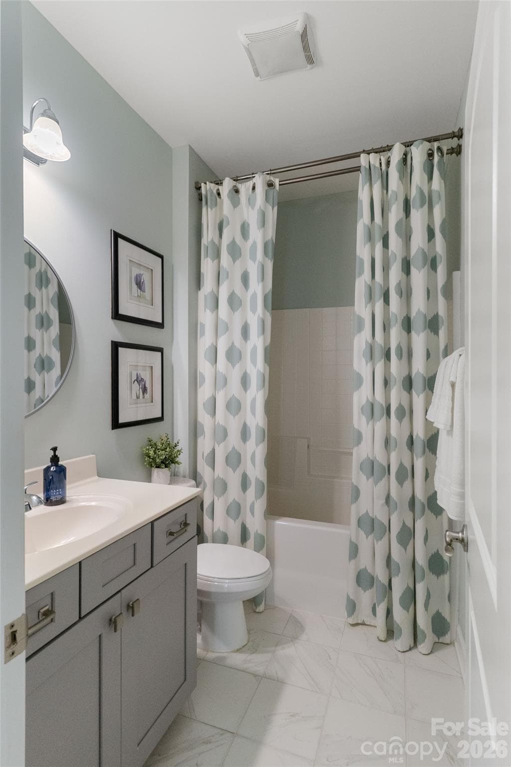 Single Family Residence at 5487 Sapwood Court, Denver, photo 24 of 48