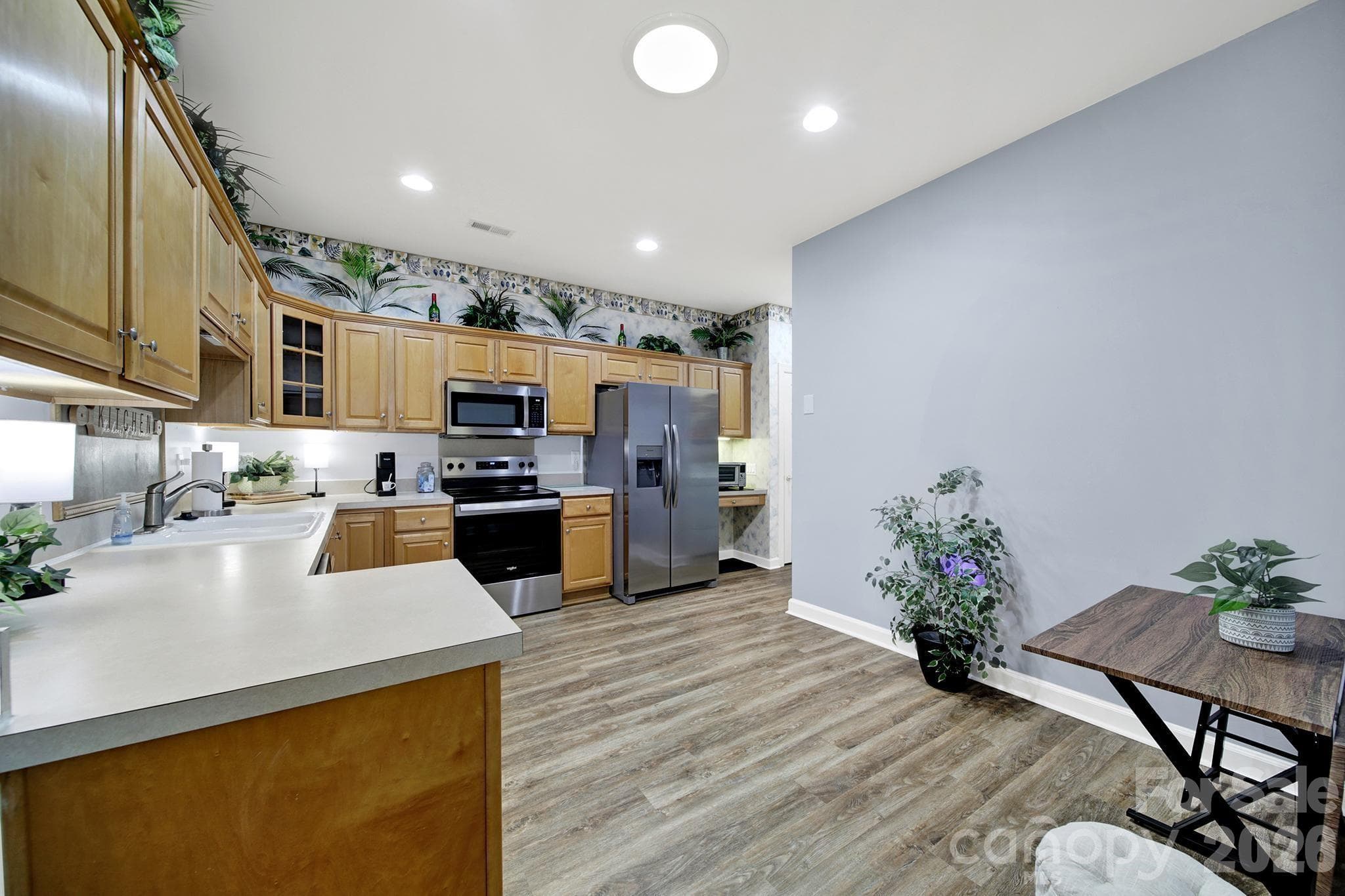 Condominium at 8368 Windsor Ridge Drive, Charlotte, photo 13 of 34