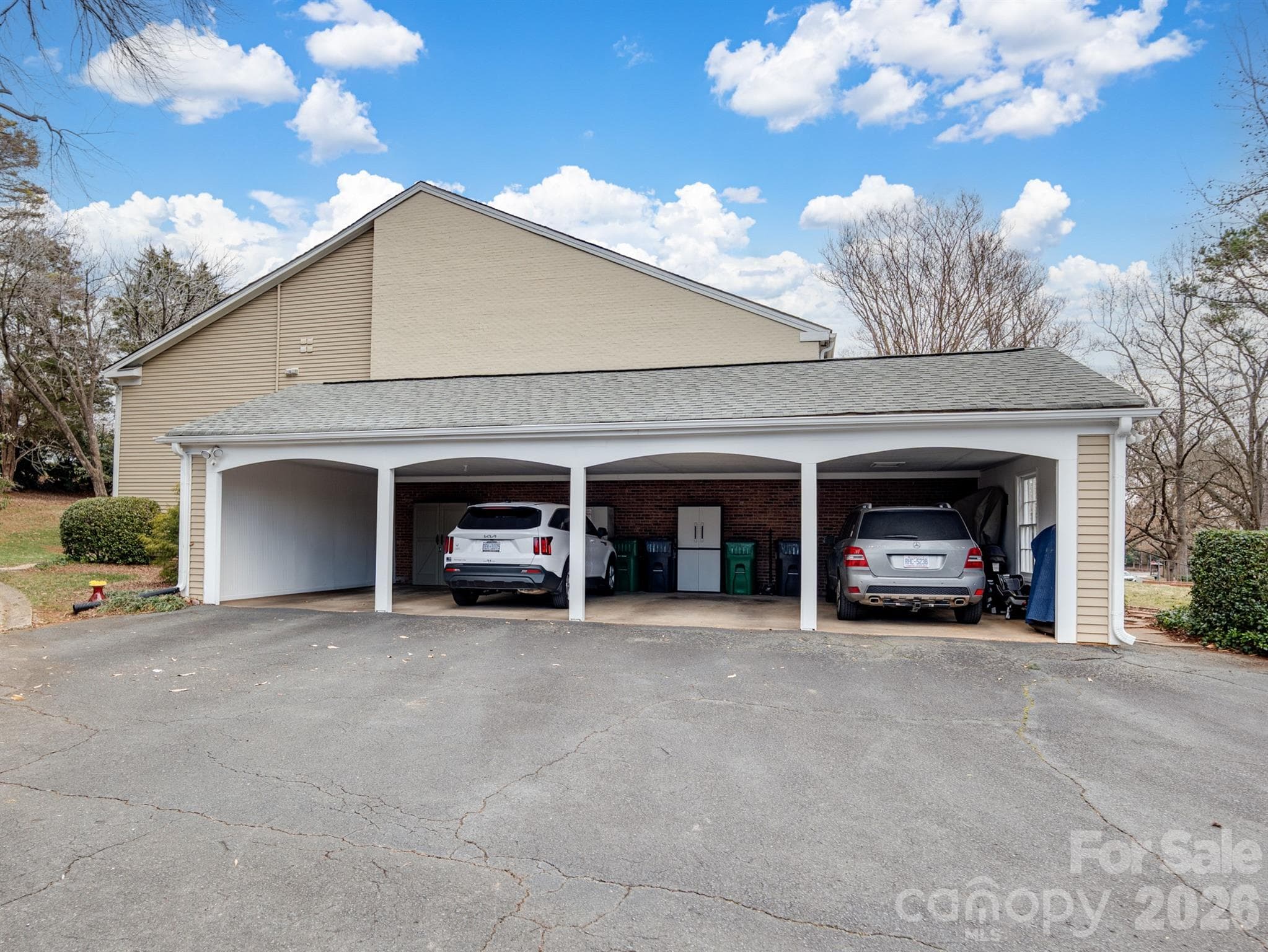 Condominium at 7034 Quail Hill Road, Charlotte, photo 23 of 25