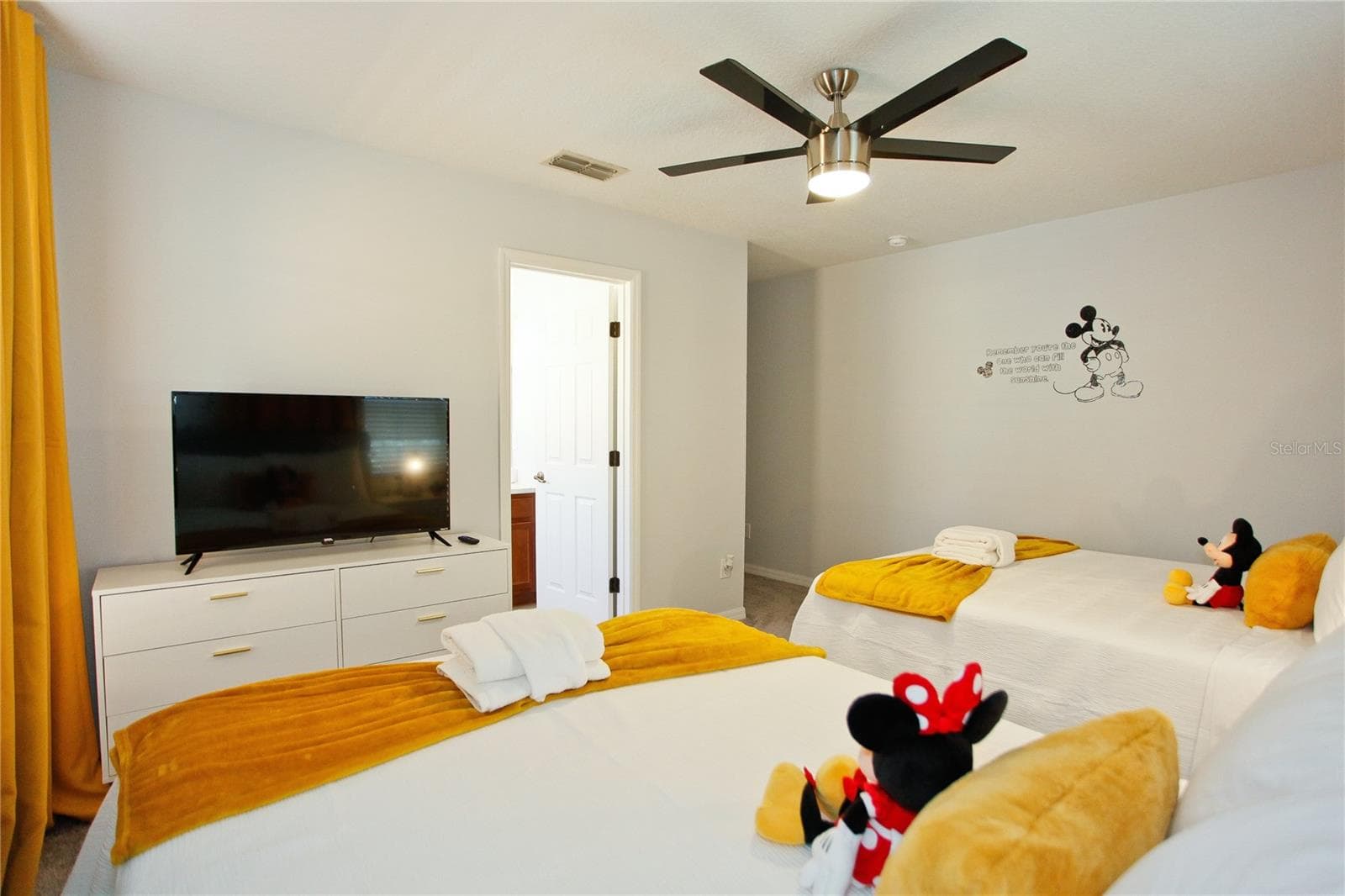 Single Family Residence at 231 LAS FUENTES DR, KISSIMMEE, photo 23 of 38
