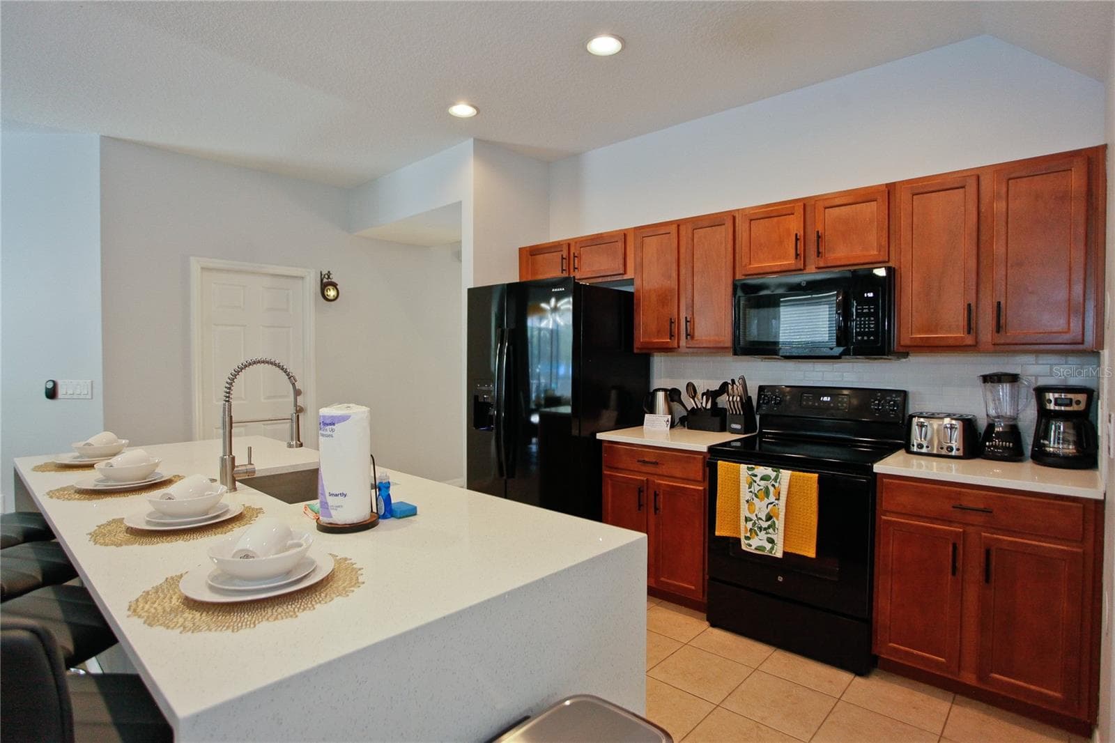 Single Family Residence at 231 LAS FUENTES DR, KISSIMMEE, photo 35 of 38