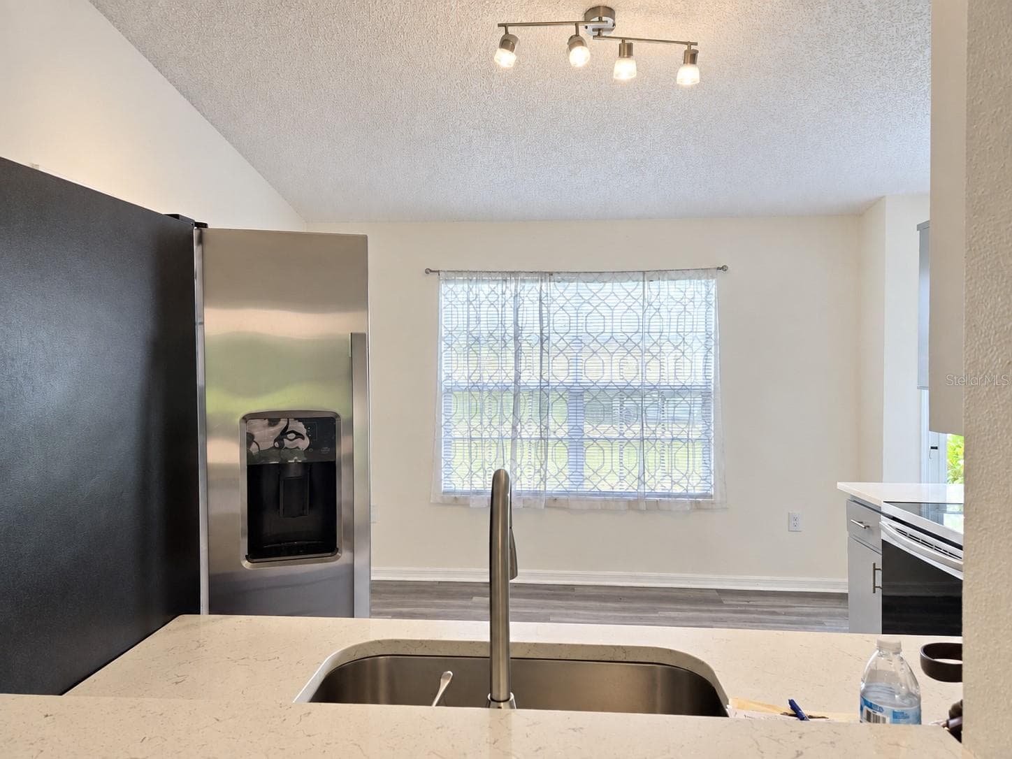 Kitchen - View Lv Rm - 2581 ALBURY AVE, DELTONA