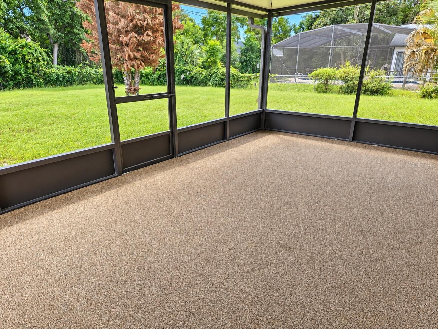 Screen Porch - 2581 ALBURY AVE, DELTONA