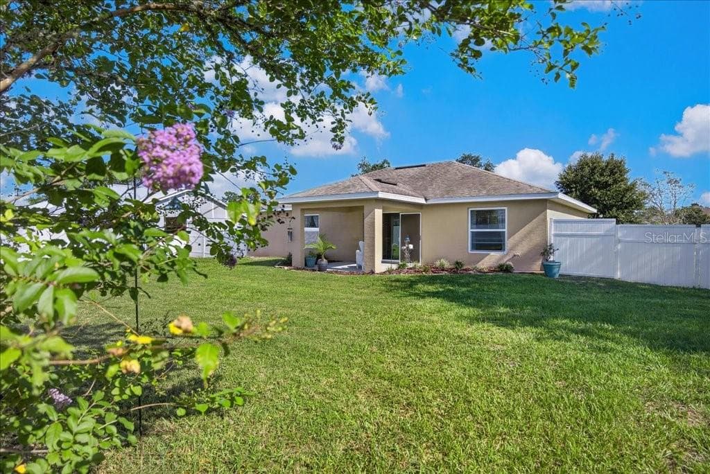 Single Family Residence at 49 FORSYTHE LN, PALM COAST, photo 5 of 36