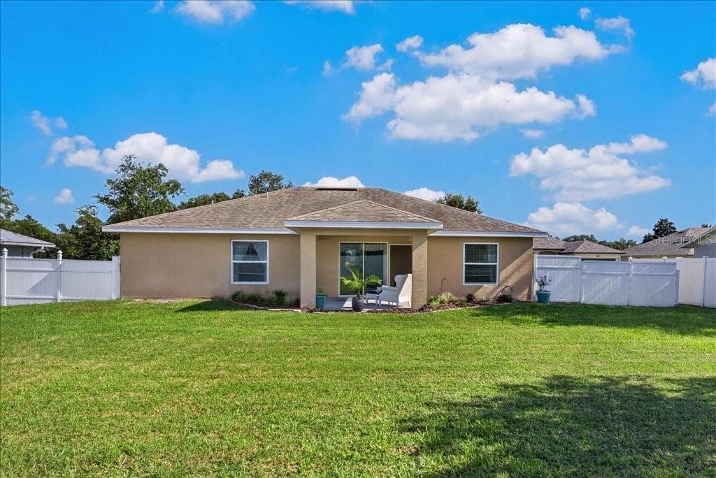 Single Family Residence at 49 FORSYTHE LN, PALM COAST, photo 33 of 36