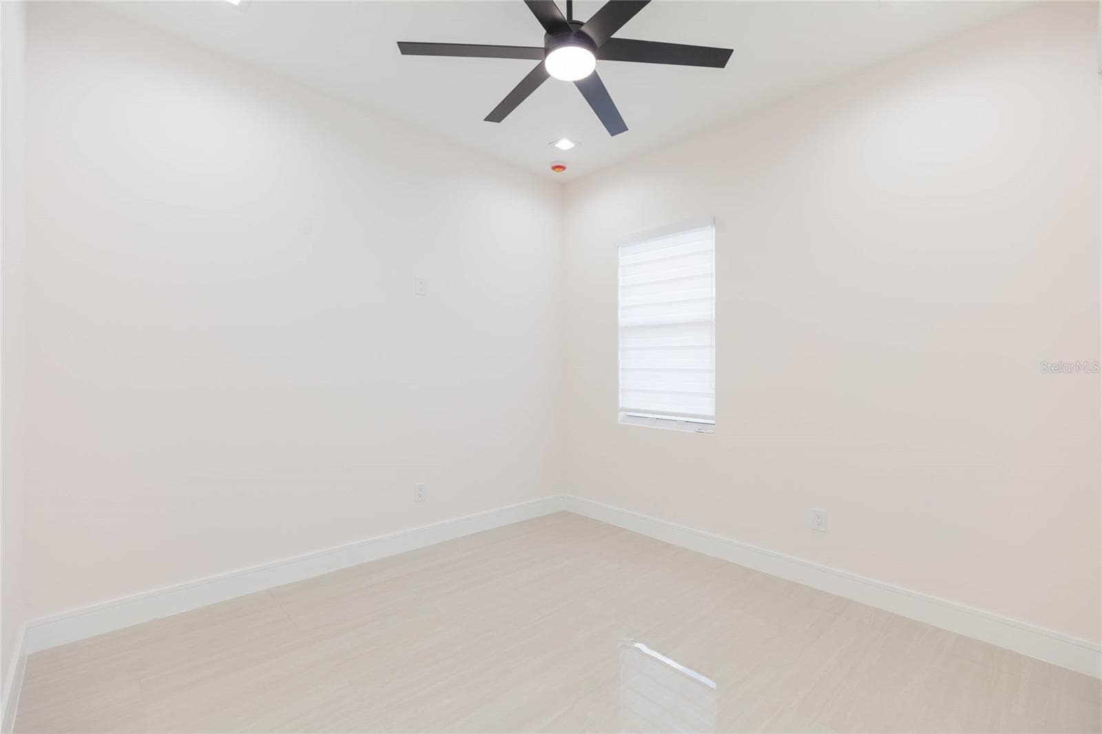 Single Family Residence at 7205 N LOIS AVE, TAMPA, photo 21 of 54
