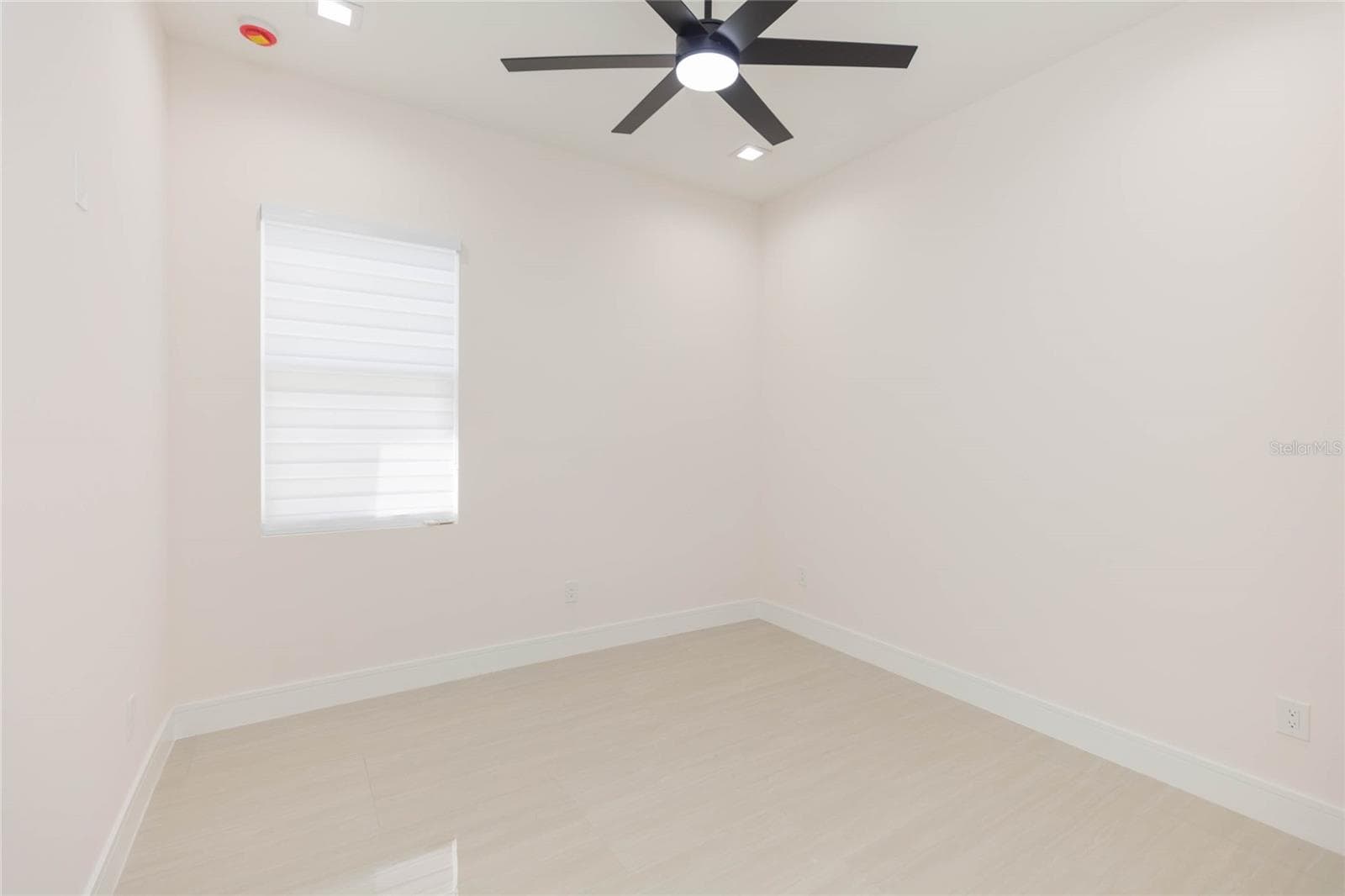 Single Family Residence at 7205 N LOIS AVE, TAMPA, photo 27 of 54