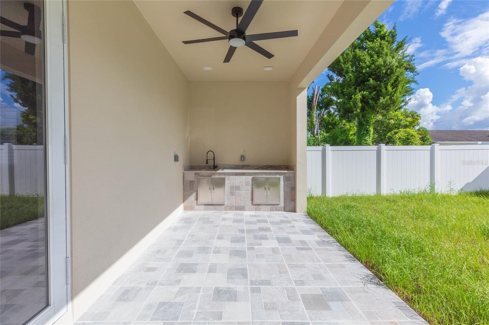 Single Family Residence at 7205 N LOIS AVE, TAMPA, photo 50 of 54