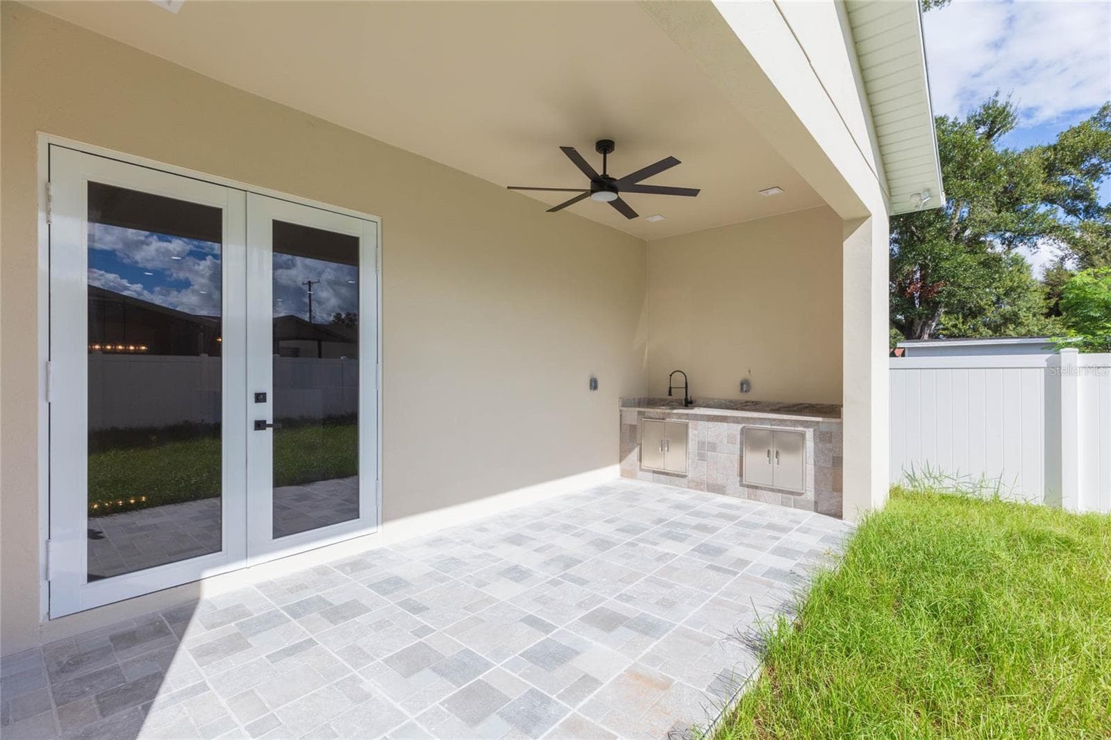 Single Family Residence at 7205 N LOIS AVE, TAMPA, photo 51 of 54