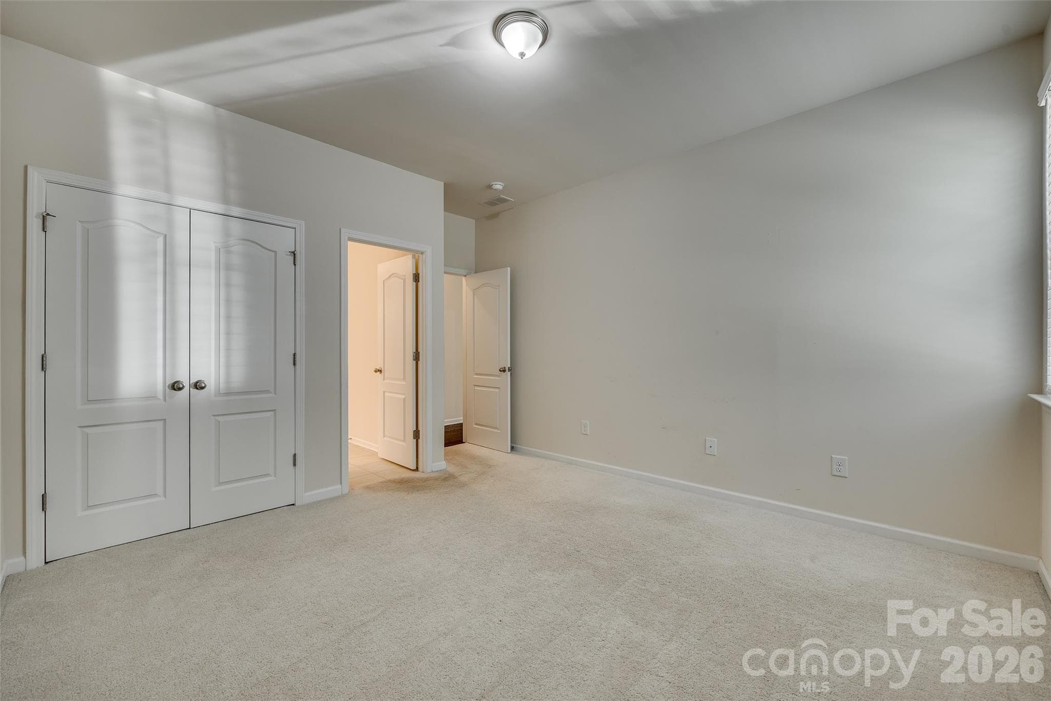 Single Family Residence at 910 Ashton Oak Court, Fort Mill, photo 23 of 48