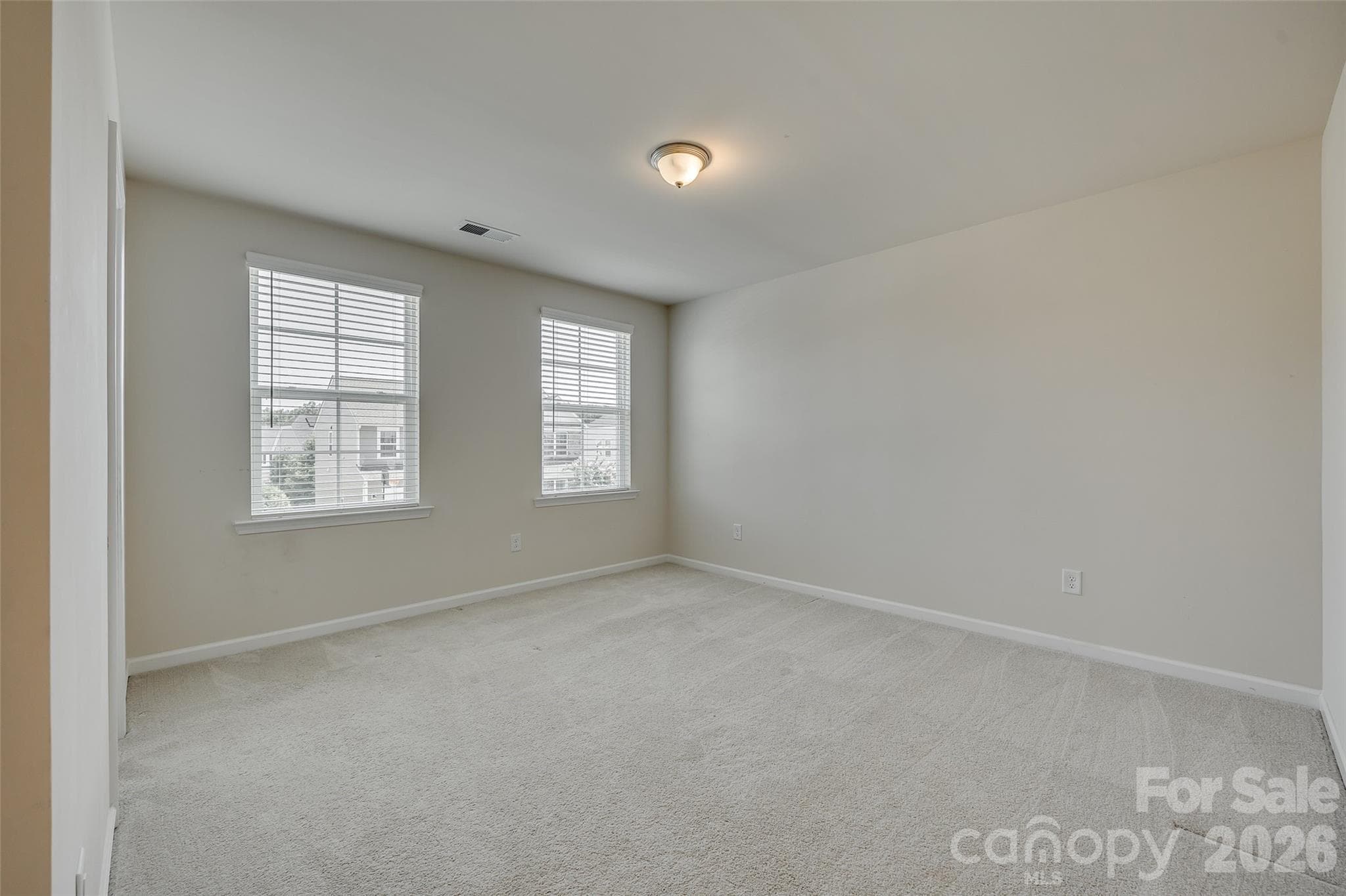 Single Family Residence at 910 Ashton Oak Court, Fort Mill, photo 37 of 48