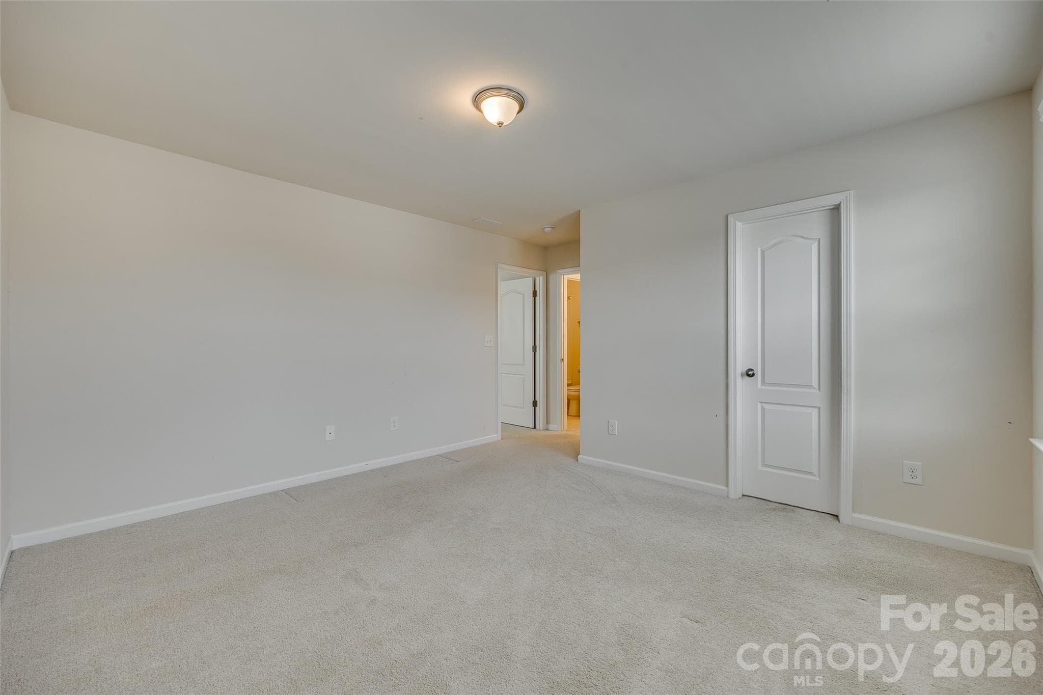 Single Family Residence at 910 Ashton Oak Court, Fort Mill, photo 39 of 48