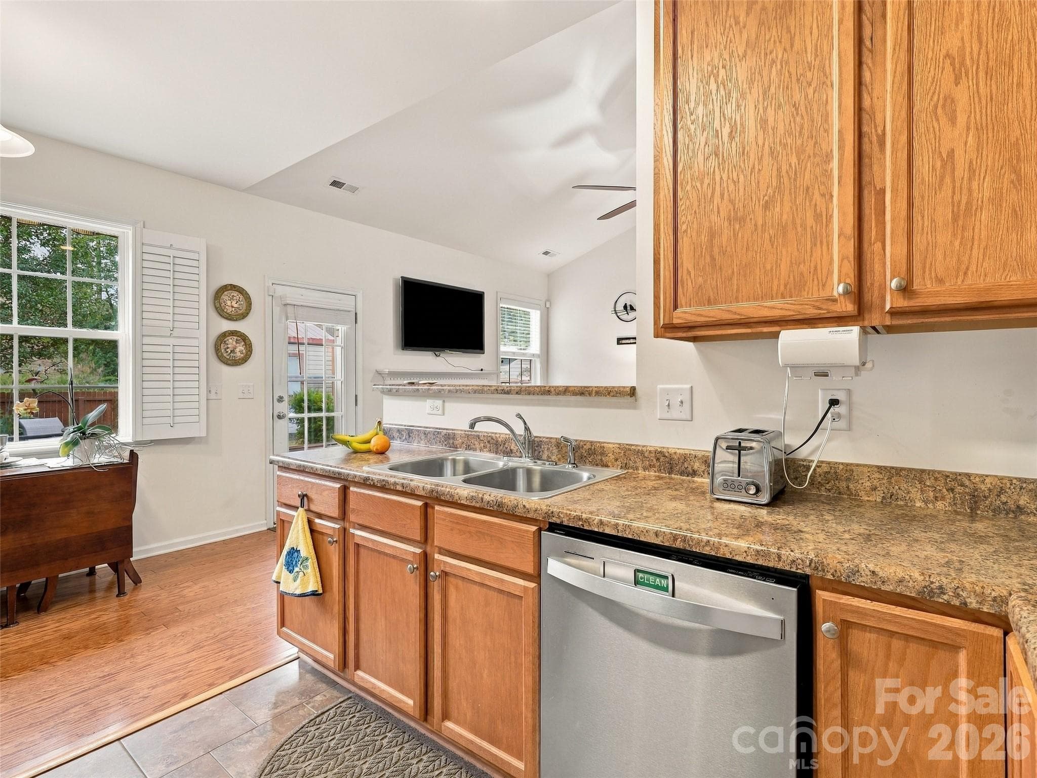 Single Family Residence at 78 Brookstone Court, Hendersonville, photo 30 of 48