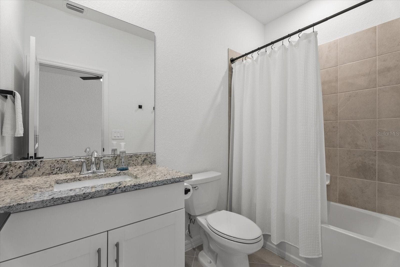 Bath 2 - 1481 SADDLEWOOD CIR, PORT CHARLOTTE