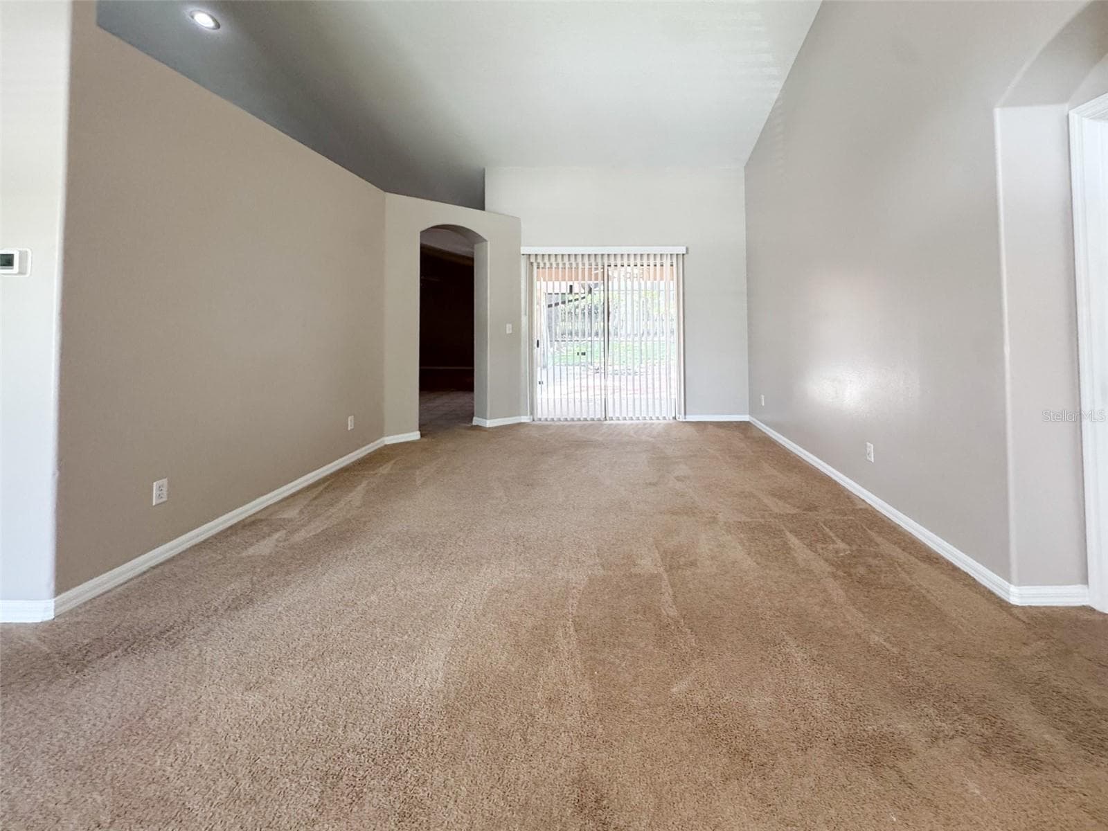 Single Family Residence at 14706 PEPPERMILL TRL, CLERMONT, photo 3 of 32
