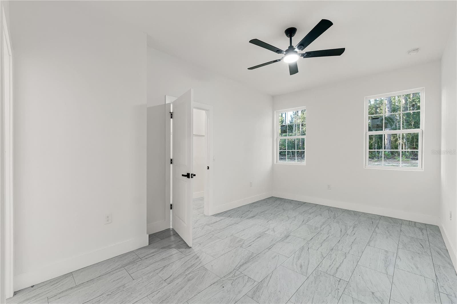 Single Family Residence at 1115 W CARY DR, CITRUS SPRINGS, photo 13 of 35