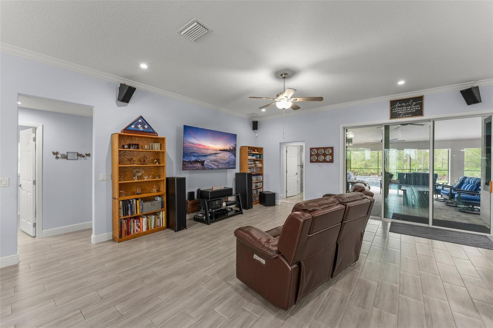 Single Family Residence at 18826 REYNOLDS PKWY, ORLANDO, photo 10 of 59