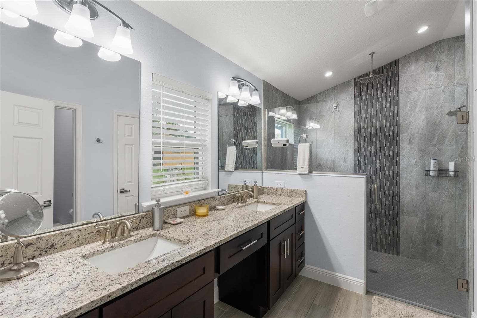 Single Family Residence at 18826 REYNOLDS PKWY, ORLANDO, photo 27 of 59