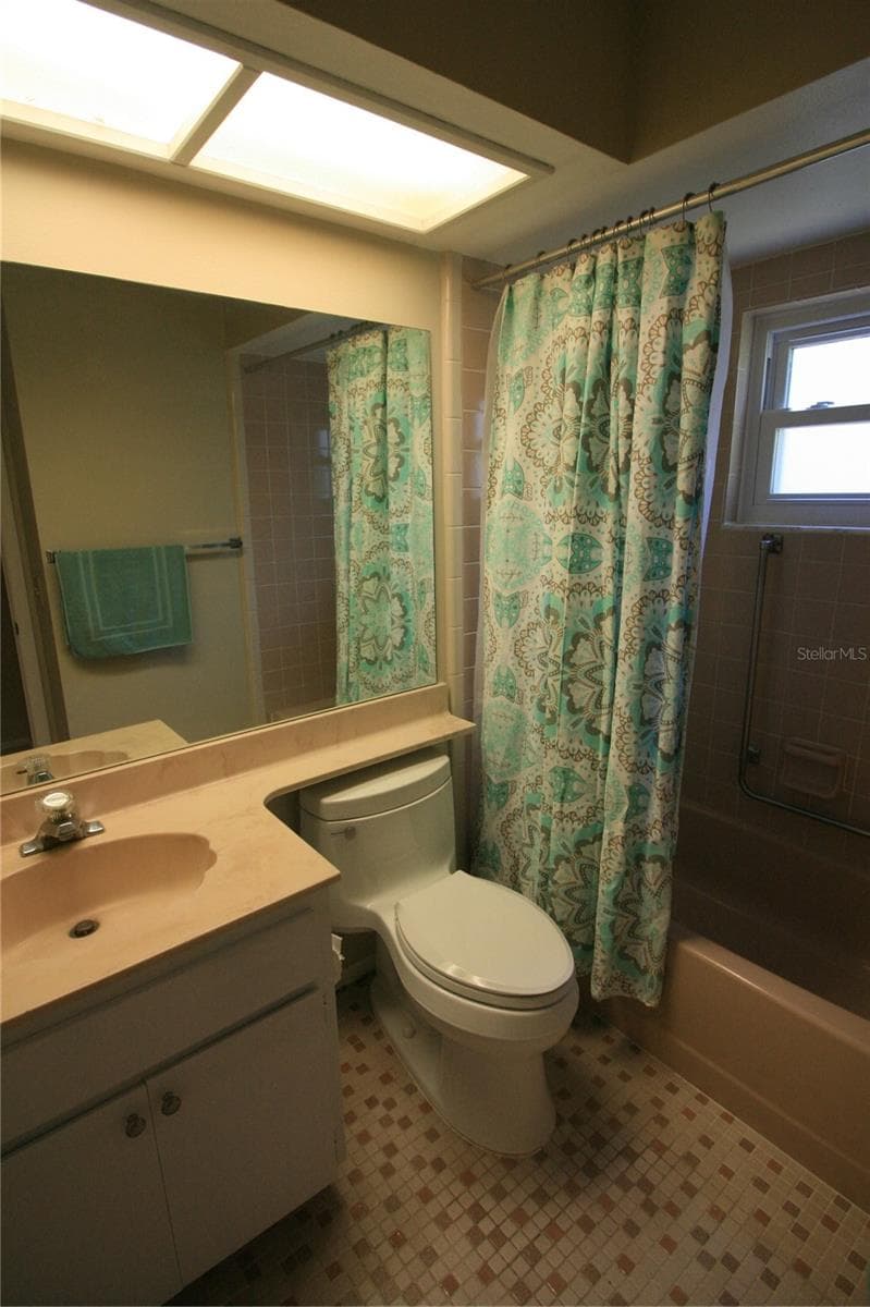 Single Family Residence at 10749 FALLEN LEAF LN, PORT RICHEY, photo 10 of 70