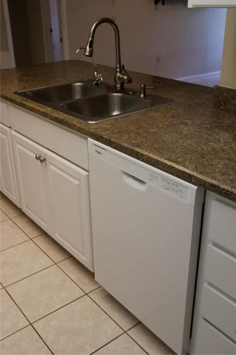 Single Family Residence at 10749 FALLEN LEAF LN, PORT RICHEY, photo 19 of 70