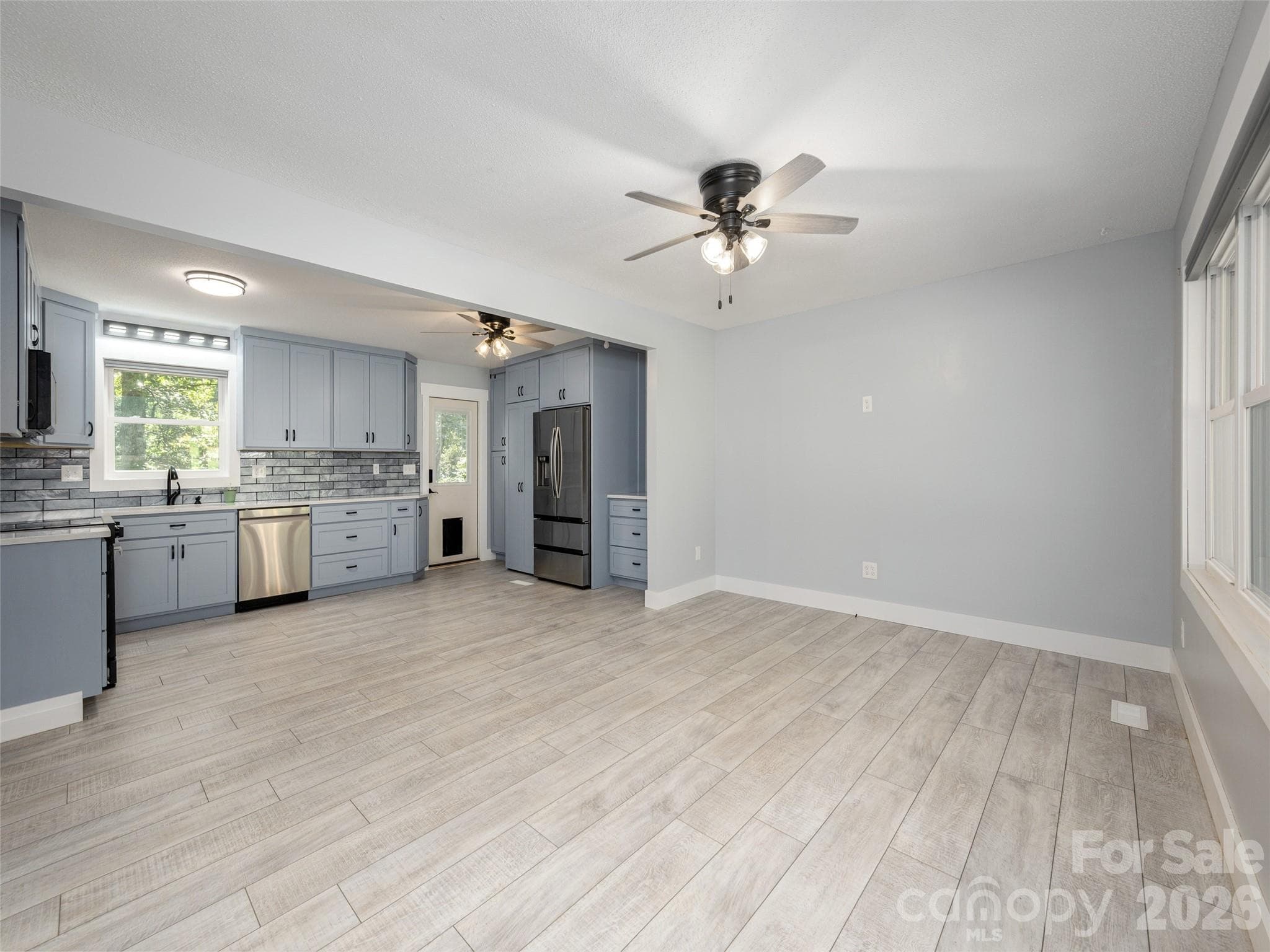 Single Family Residence at 4103 Turnpike Road, Horse Shoe, photo 7 of 31