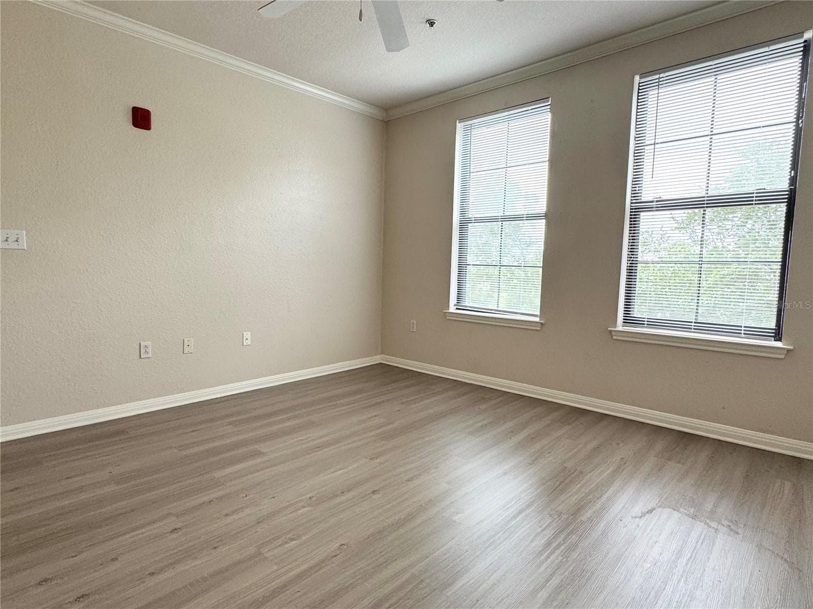 Living Room - 911 N ORANGE AVE #445, ORLANDO
