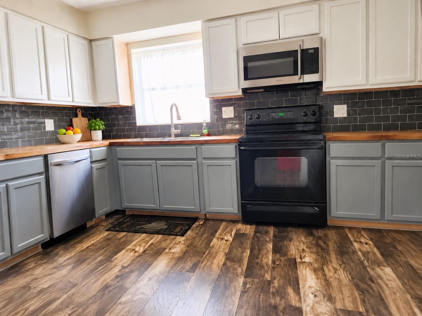 Virtually Staged - 2784 DUDLEY DR #E, WEST PALM BEACH