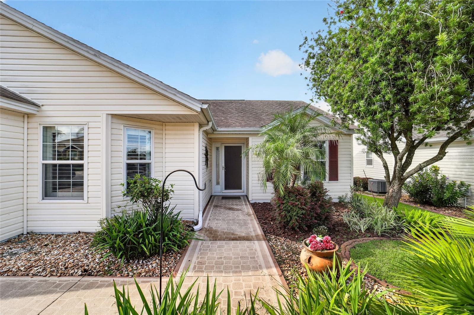 Single Family Residence at 770 GOLIATH PL, THE VILLAGES, photo 9 of 63