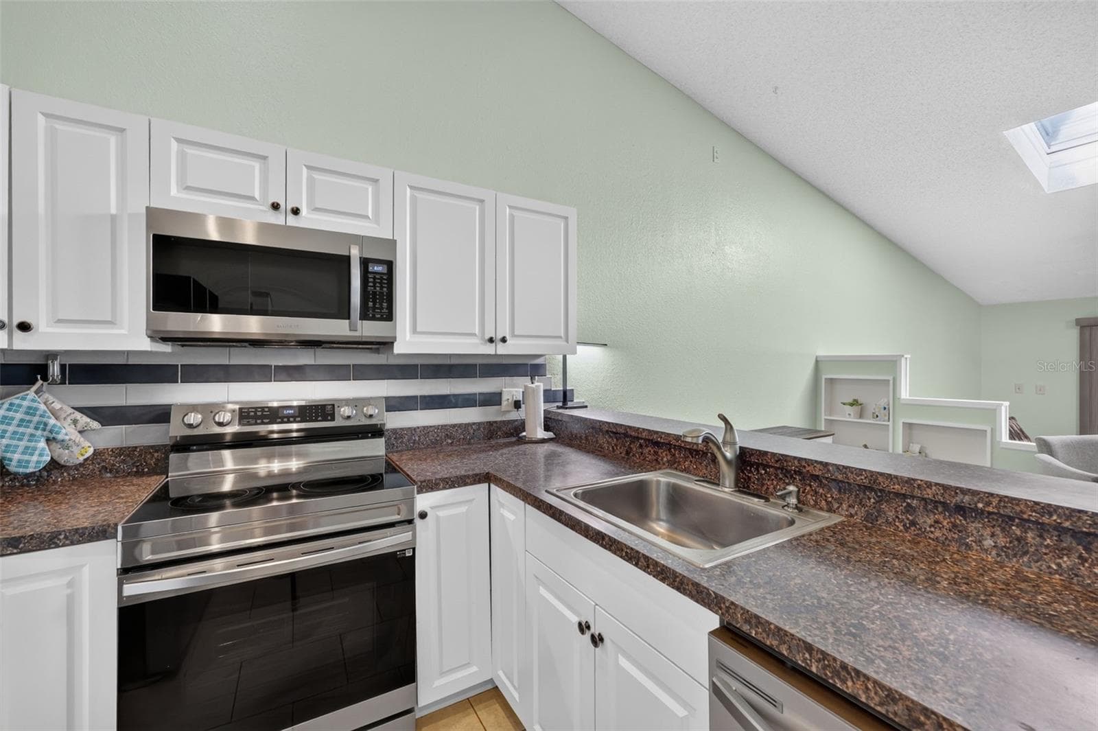 Condominium at 6492 92ND PL N #302, PINELLAS PARK, photo 14 of 30