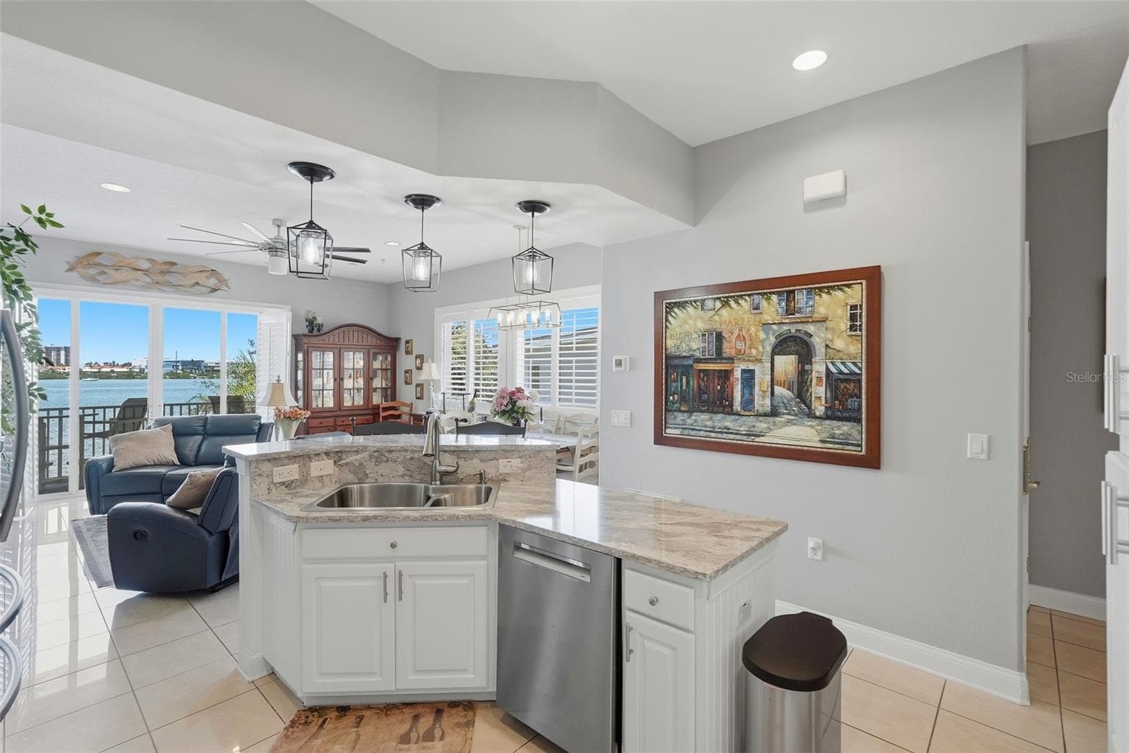 High ceilings and plantation shutters throughout add to the charm of the home! - 200 BRIGHTWATER DR #10, CLEARWATER BEACH