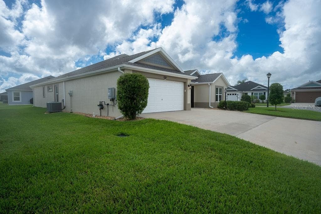 Single Family Residence at 1364 FRANCESCA PL, THE VILLAGES, photo 8 of 63