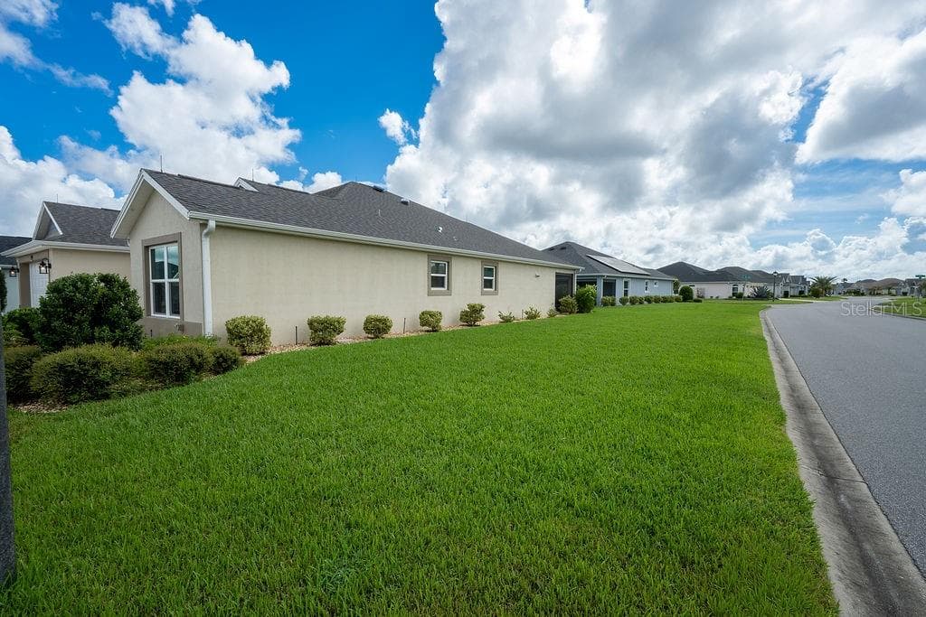 Single Family Residence at 1364 FRANCESCA PL, THE VILLAGES, photo 19 of 63