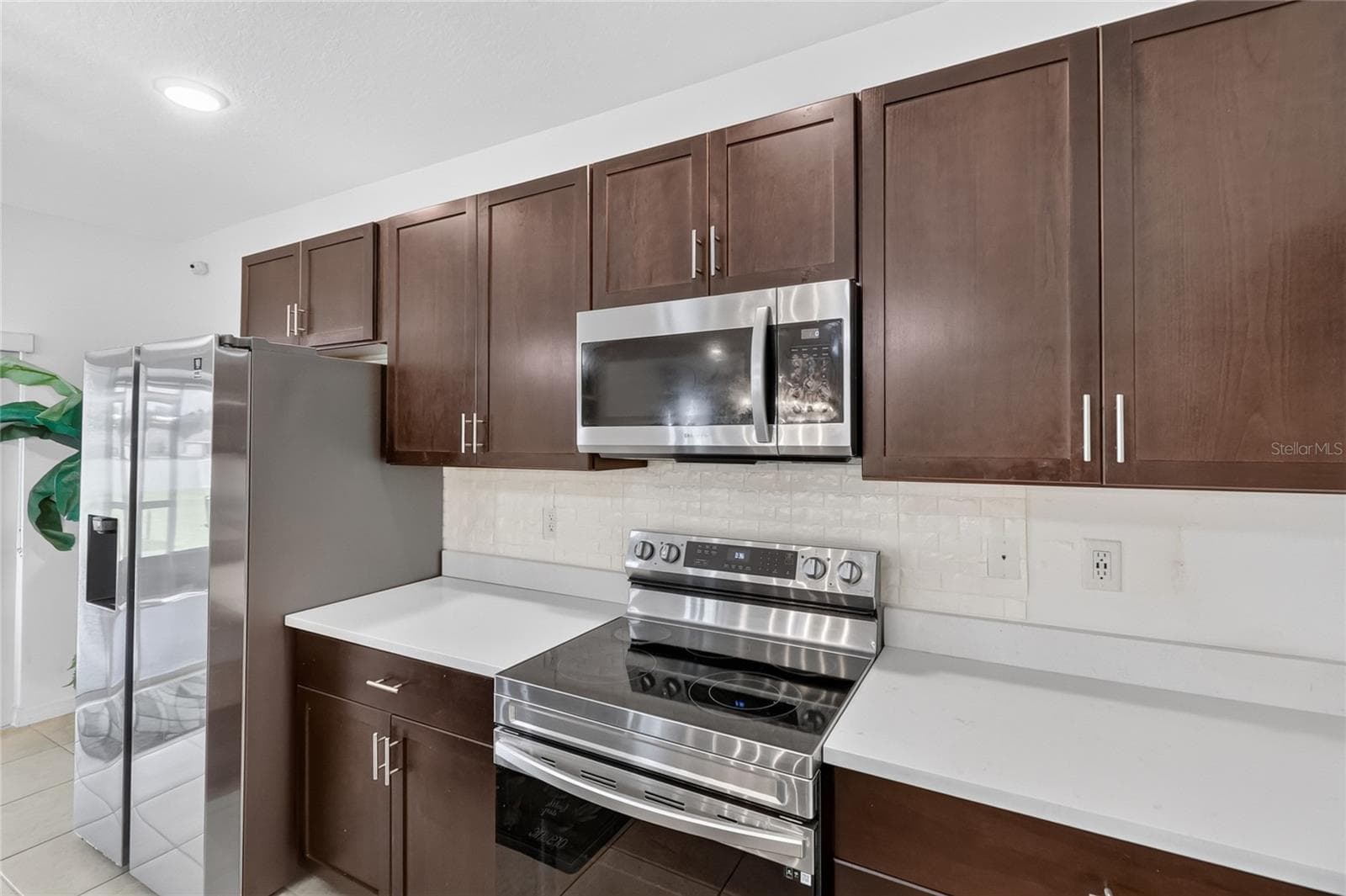 Stainless steel appliances do convey - 456 ADRIEL AVE, WINTER HAVEN