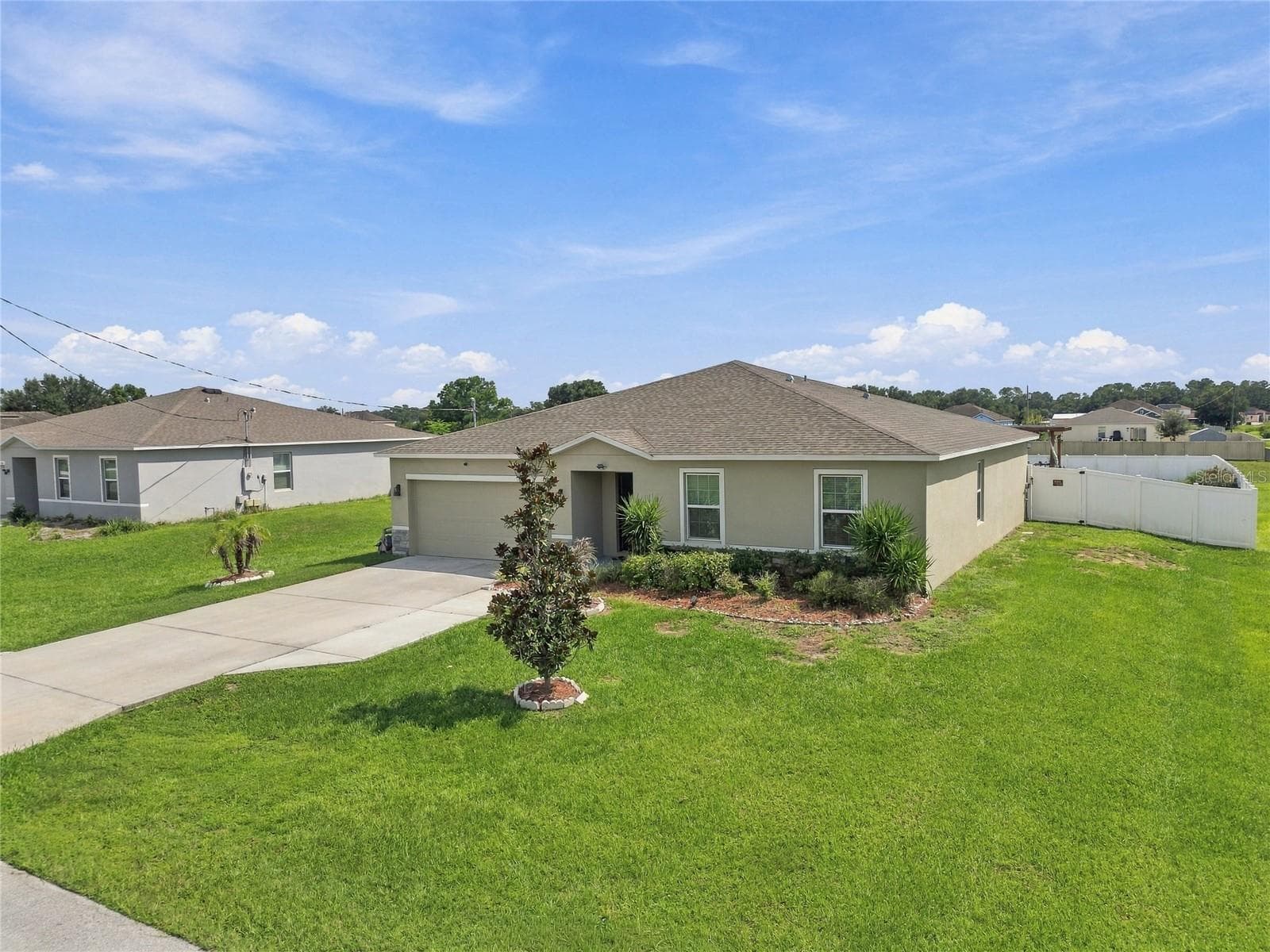 Nice long driveway - 456 ADRIEL AVE, WINTER HAVEN