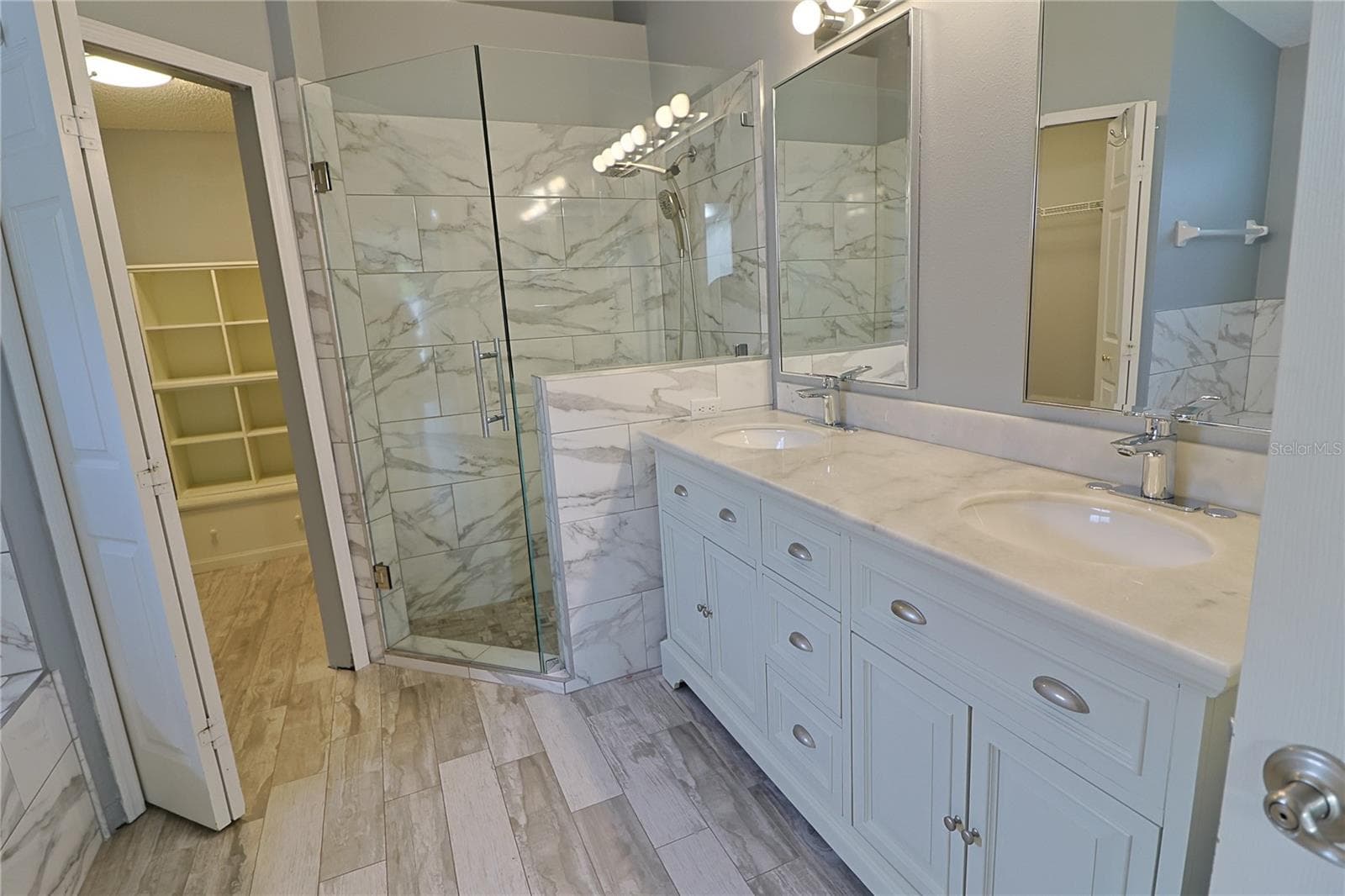 Single Family Residence at 528 ROYAL TREE LN, OVIEDO, photo 16 of 33