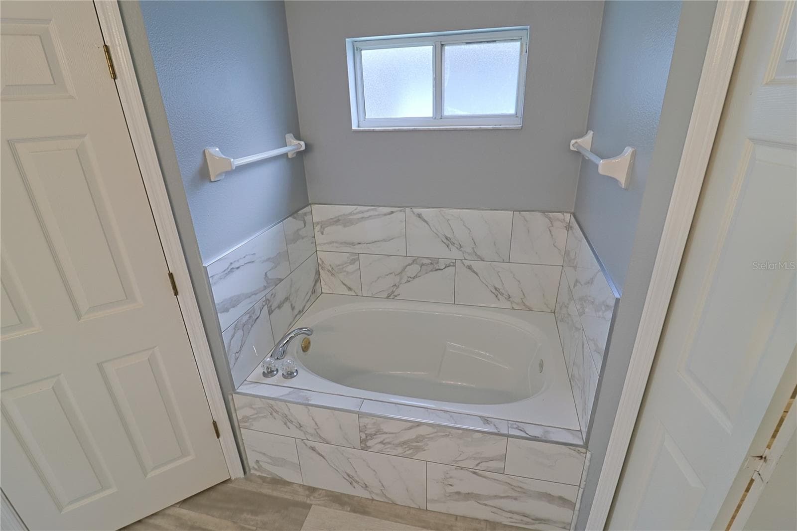 Single Family Residence at 528 ROYAL TREE LN, OVIEDO, photo 18 of 33