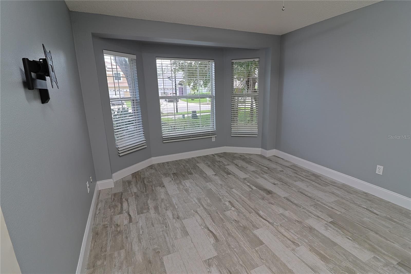 Single Family Residence at 528 ROYAL TREE LN, OVIEDO, photo 24 of 33