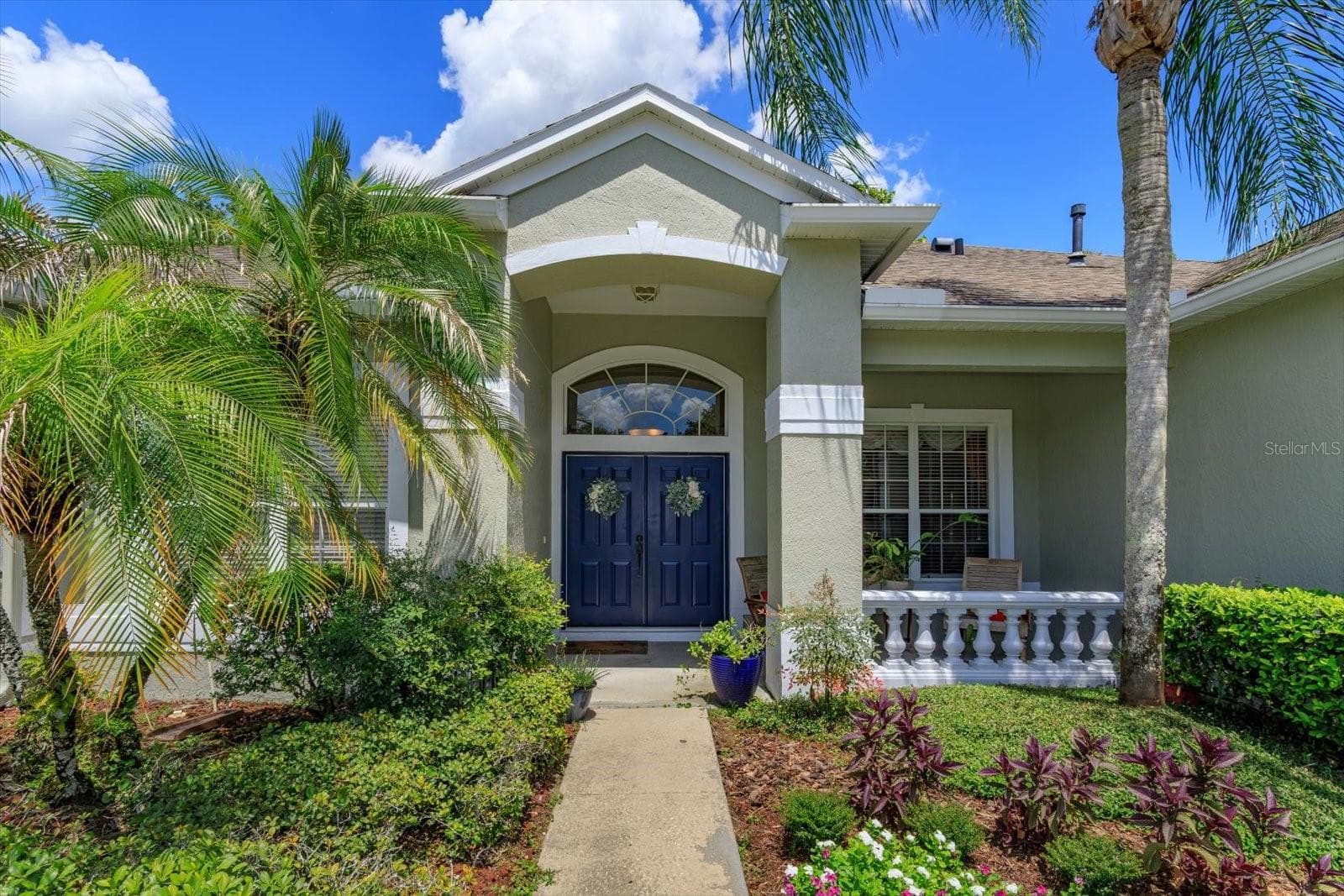 Single Family Residence at 2898 OAK BLUFF WAY, OVIEDO, photo 4 of 43