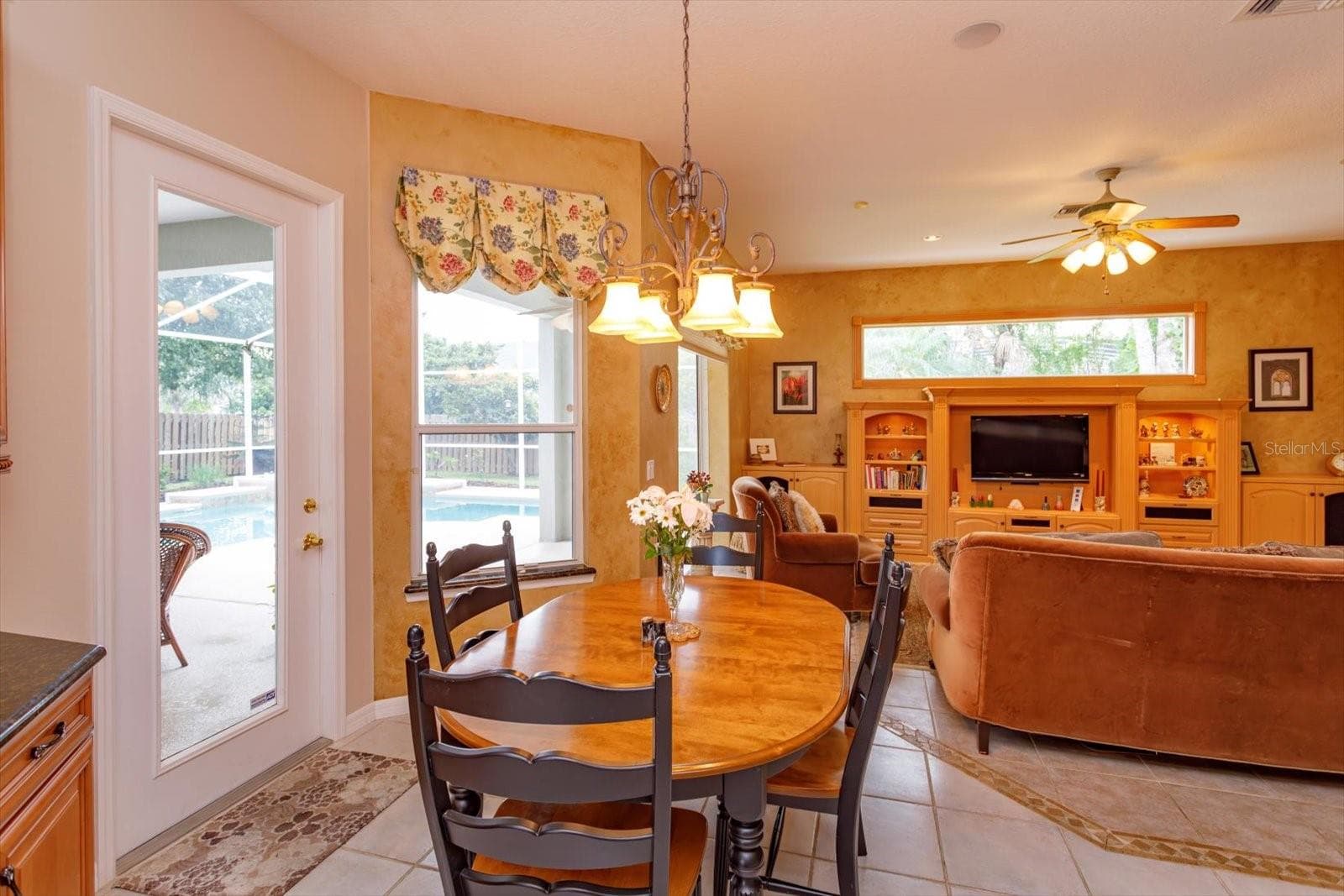 Single Family Residence at 2898 OAK BLUFF WAY, OVIEDO, photo 13 of 43