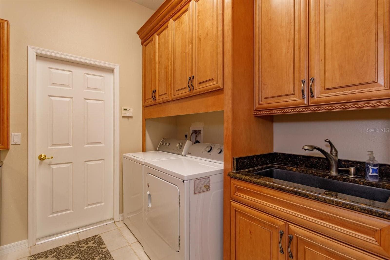 Single Family Residence at 2898 OAK BLUFF WAY, OVIEDO, photo 31 of 43