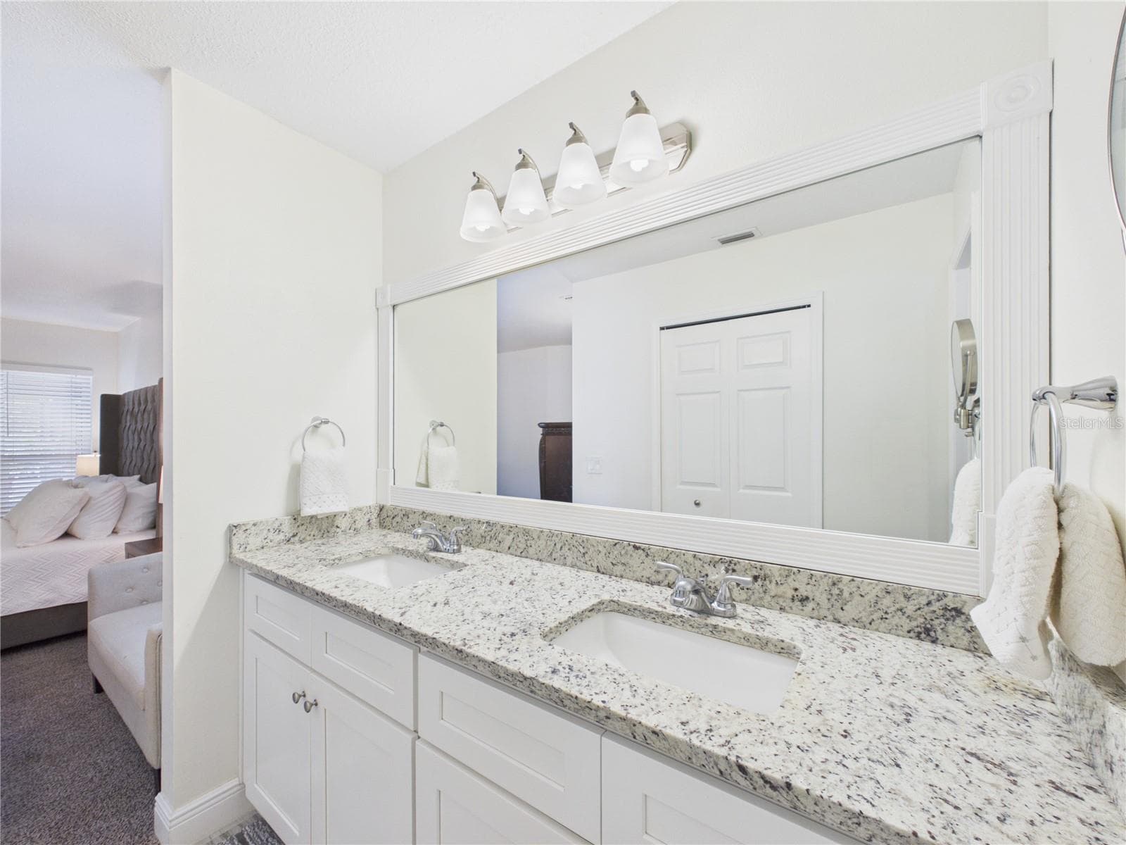 Primary bathroom - 16004 EAGLE RIVER WAY, TAMPA