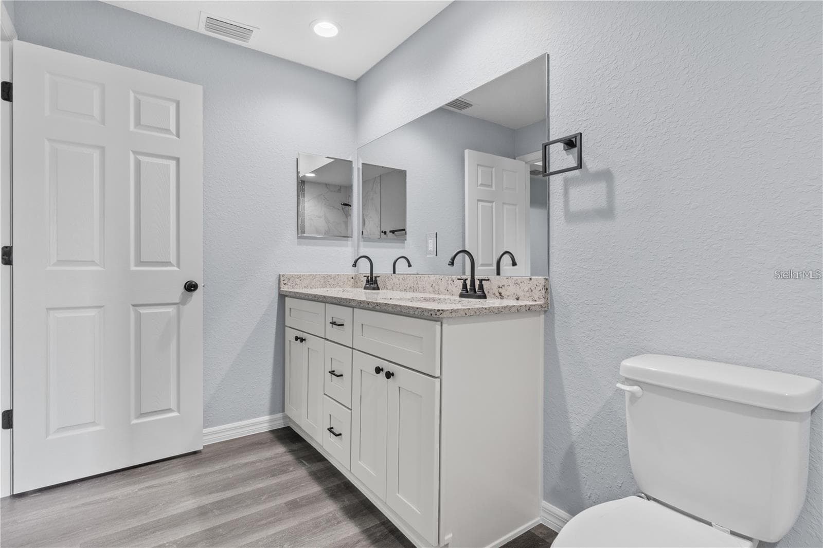 Single Family Residence at 14145 SE 34TH TER, SUMMERFIELD, photo 18 of 23