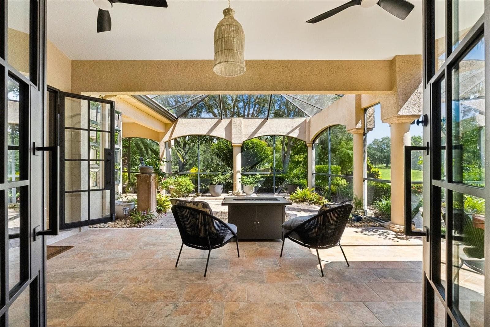 Single Family Residence at 7047 VILAMOURA PL, LAKEWOOD RANCH, photo 29 of 44